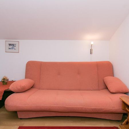 Apartments By The Sea Brist, Makarska - 15714 포도카 객실 사진