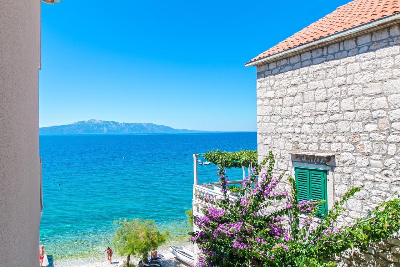 Apartments By The Sea Brist, Makarska - 15714 포도카 외부 사진