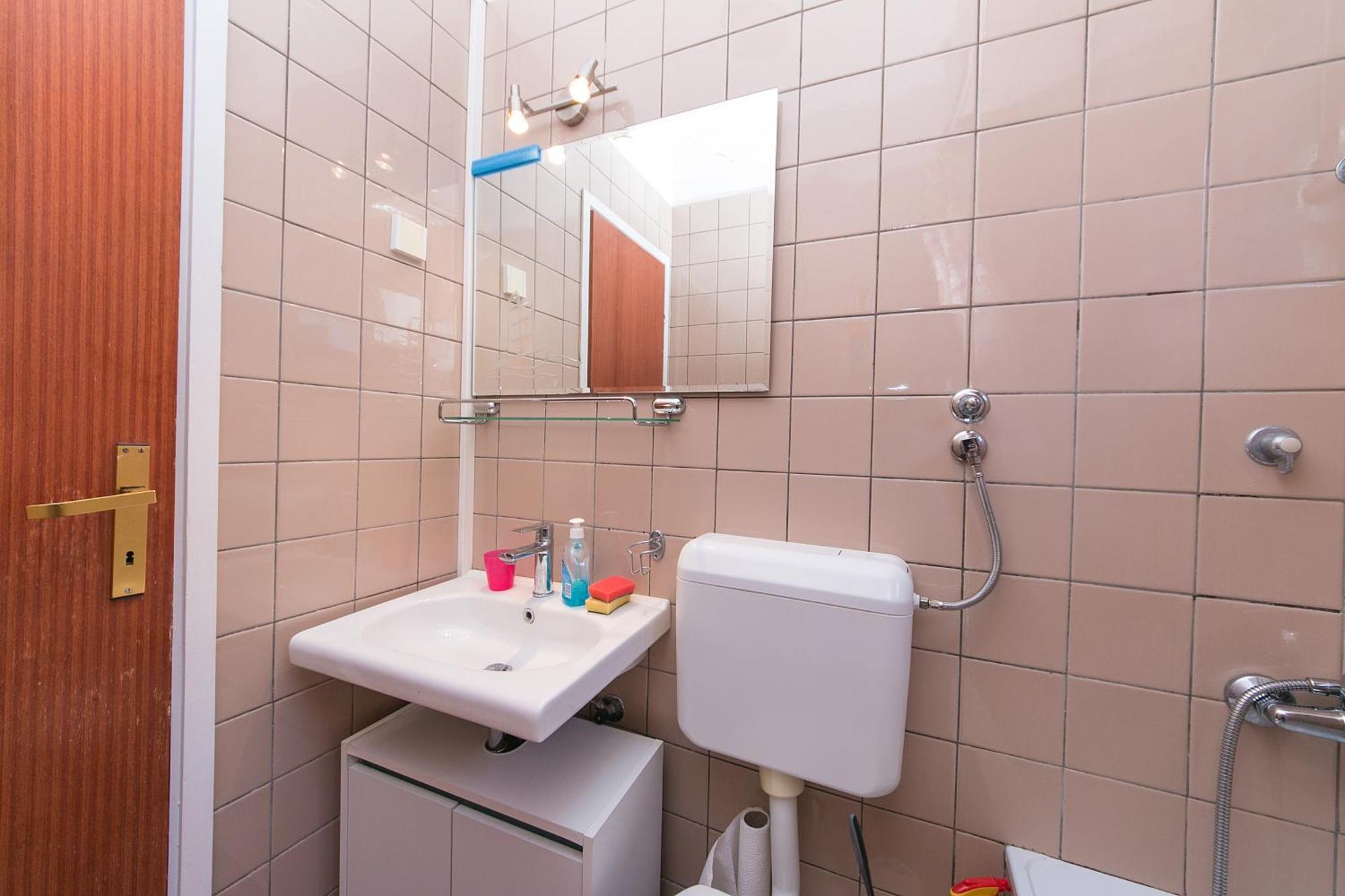 Apartments By The Sea Brist, Makarska - 15714 포도카 객실 사진