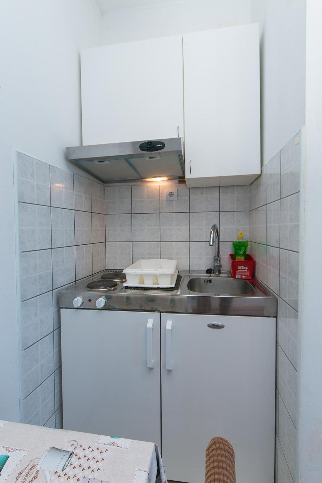 Apartments By The Sea Brist, Makarska - 15714 포도카 객실 사진