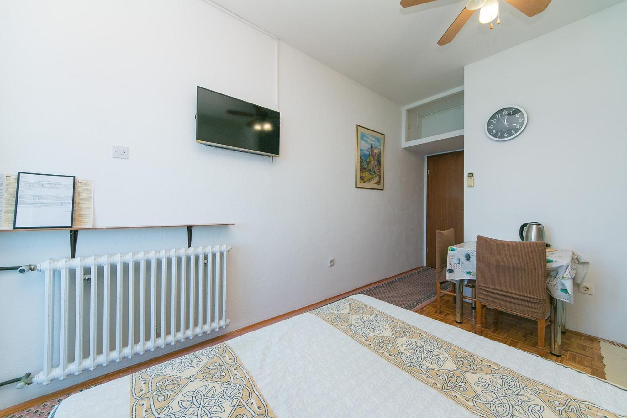 Apartments By The Sea Brist, Makarska - 15714 포도카 객실 사진