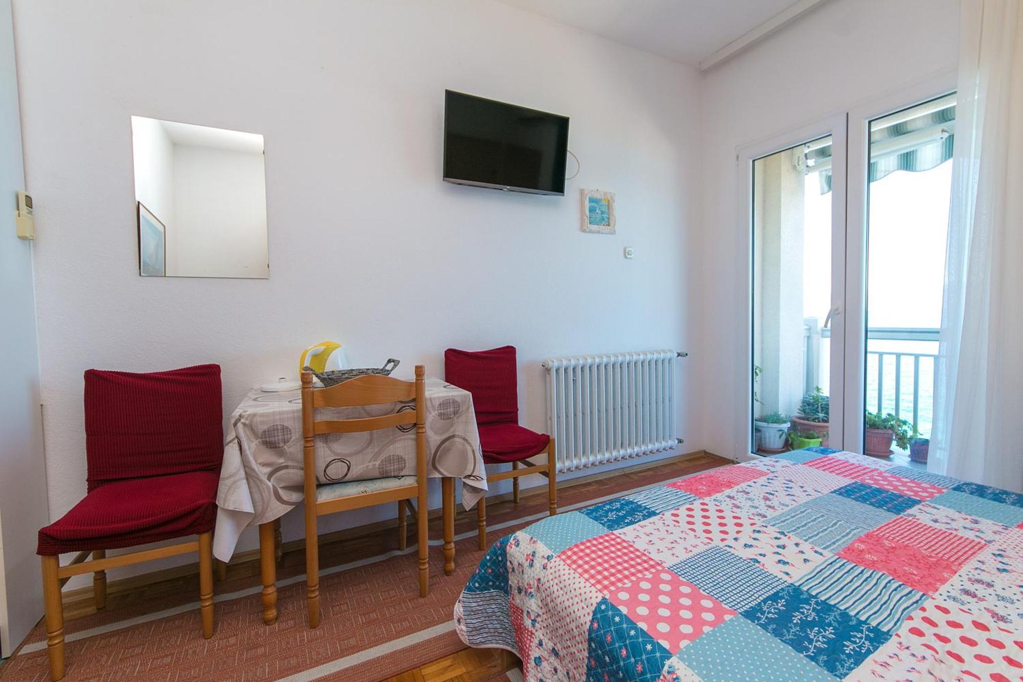 Apartments By The Sea Brist, Makarska - 15714 포도카 객실 사진
